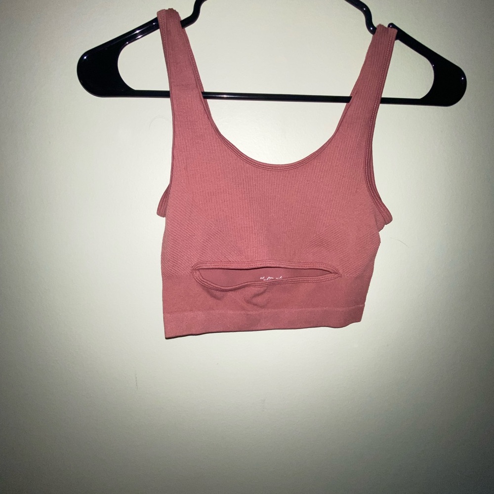 Out From Under (UO) Cuttout Tank